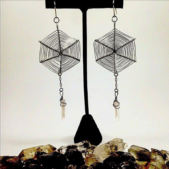 -HP- Lemurian Crystal Spider Web - Picture 8 of 13